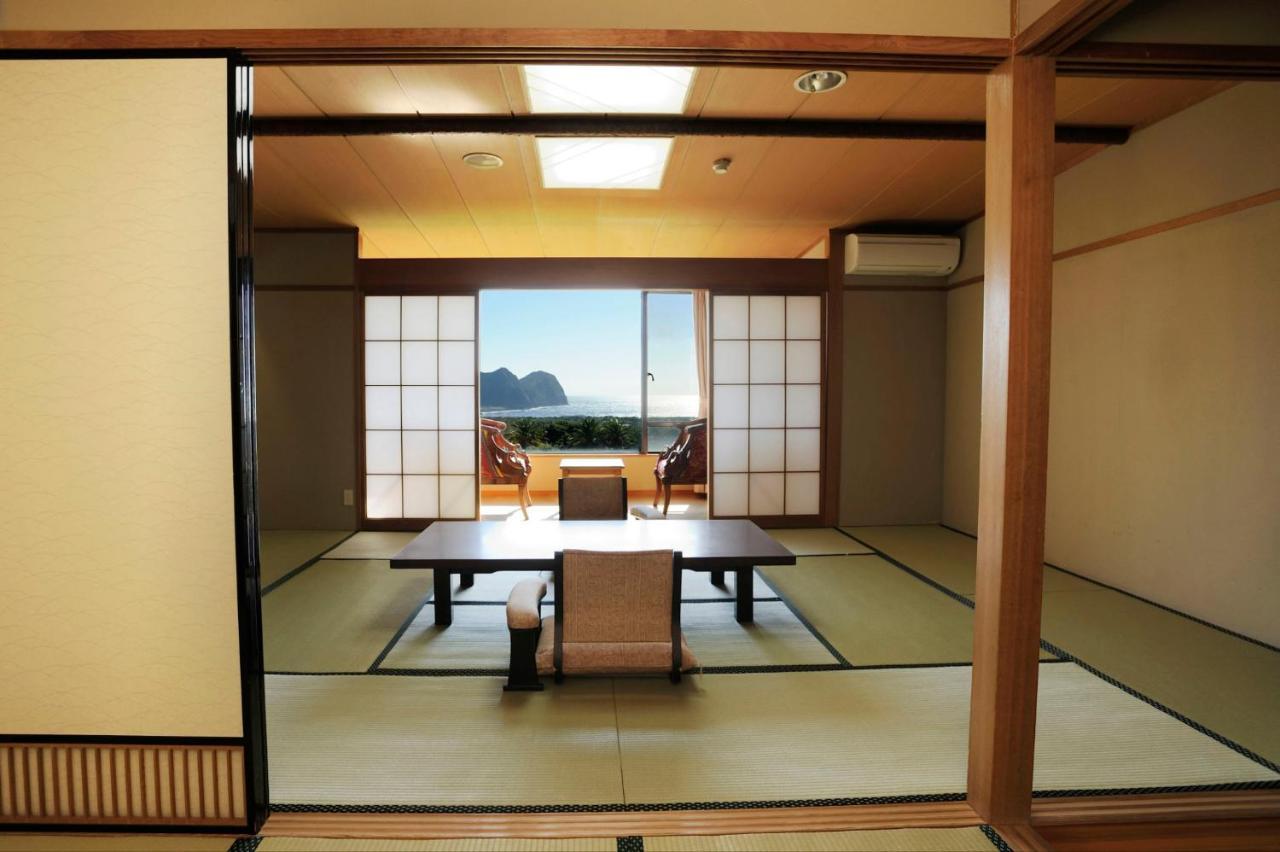 Hachijo View Hotel Exterior photo